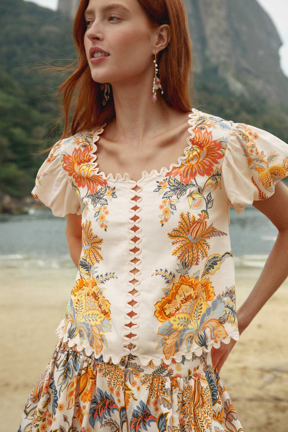 Light Pink Ligia Short Sleeve Lenzing Ecovero Euroflax Blouse - FARM Rio LIGIA FLORAL LIGHT PINK