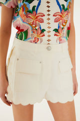 White Scalloped Front Pockets Canvas Shorts - FARM Rio WHITE