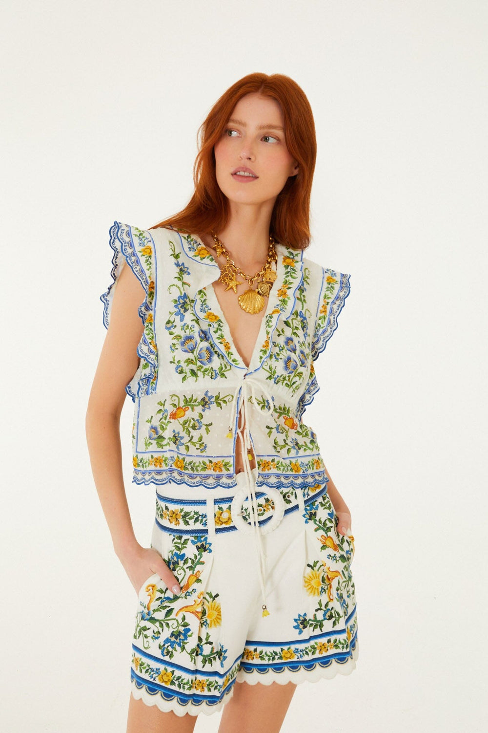 Off-White Emily Floral Tapestry Belted Shorts - FARM Rio EMILY FLORAL TAPESTRY OFF-WHITE