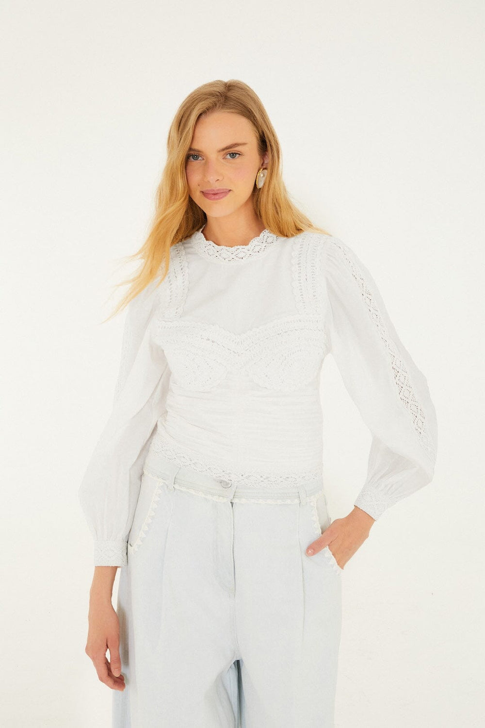 Off-White Crew Neck Long Sleeve Crochet Blouse - FARM Rio OFF-WHITE