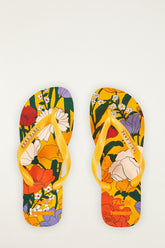 Bucolic Floral Havaianas Sandals - FARM Rio BUCOLIC FLORAL YELLOW