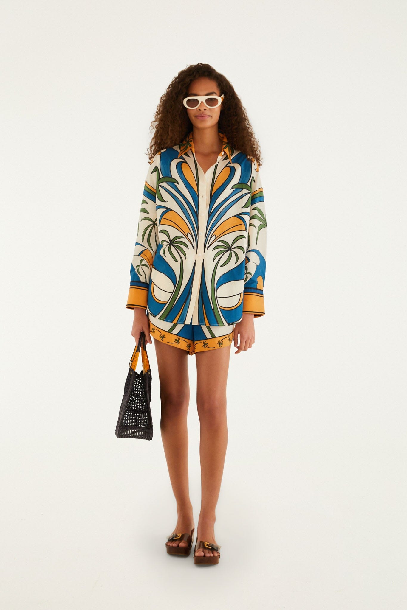 Multicolor Tropical Graphic Drawstring Pockets Shorts - FARM Rio TROPICAL GRAPHIC