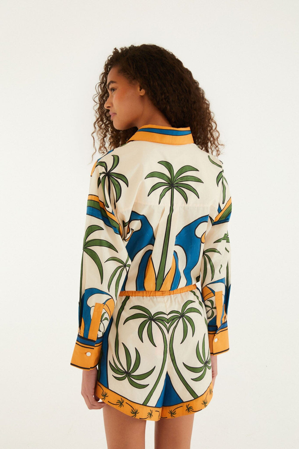 Multicolor Tropical Graphic Drawstring Pockets Shorts - FARM Rio TROPICAL GRAPHIC