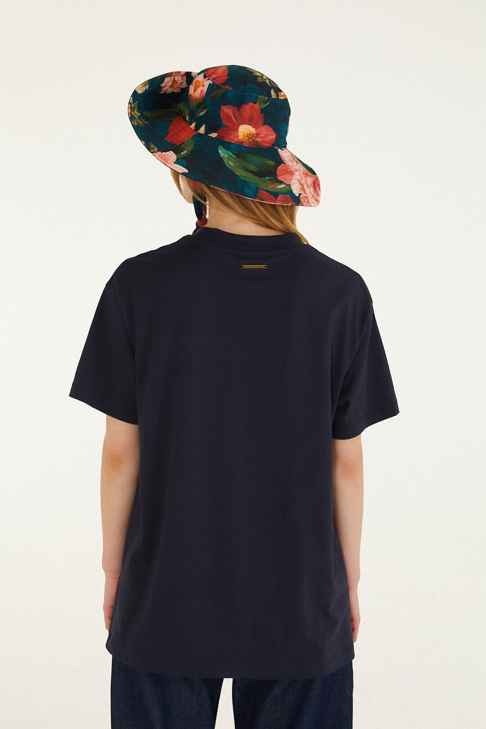 Wild Flower Navy Blue T-Shirt - FARM Rio BLACK