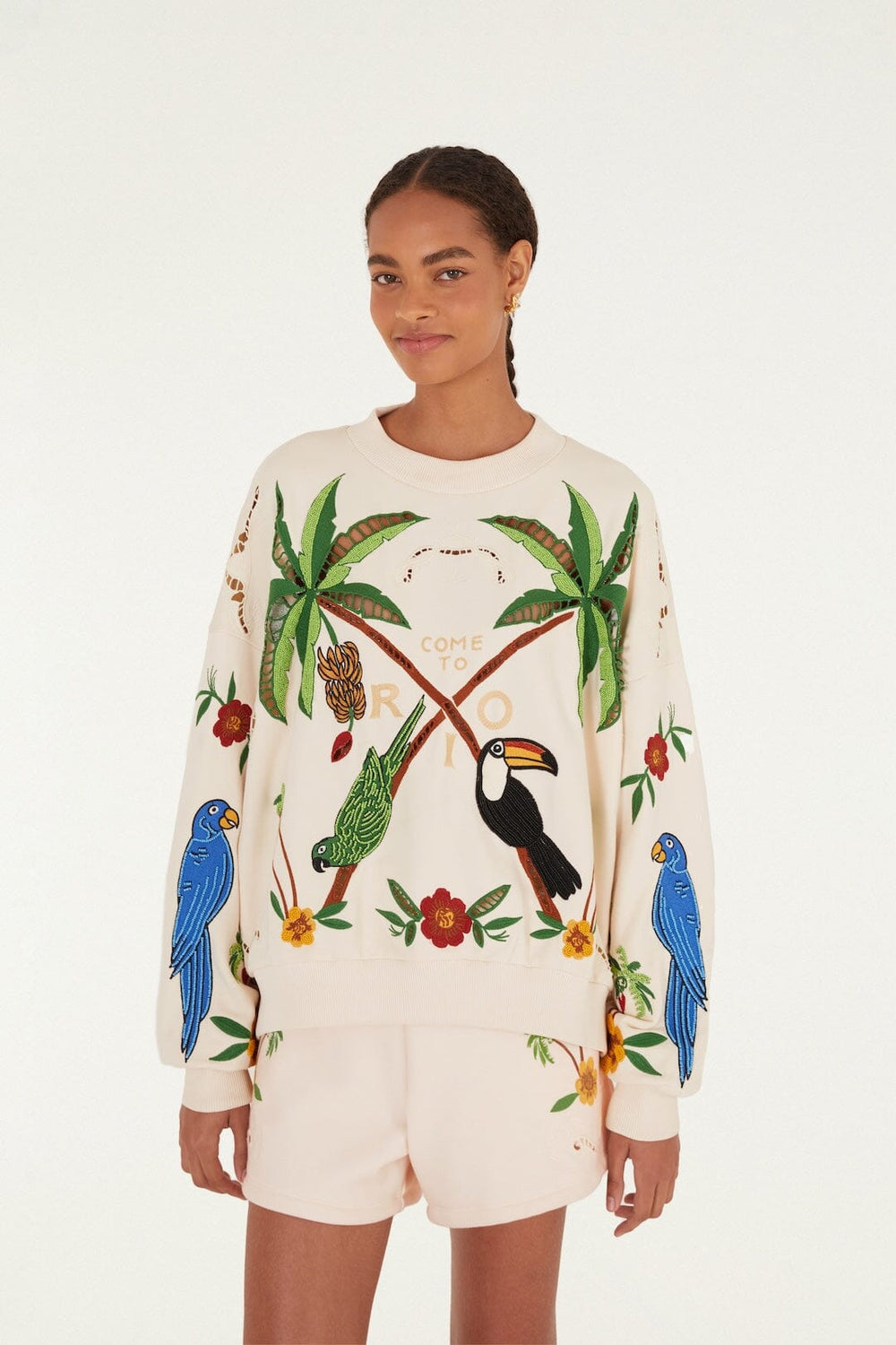 Off-White Coconut Trees Come To Rio Embroidered Shorts - FARM Rio OFF-WHITE