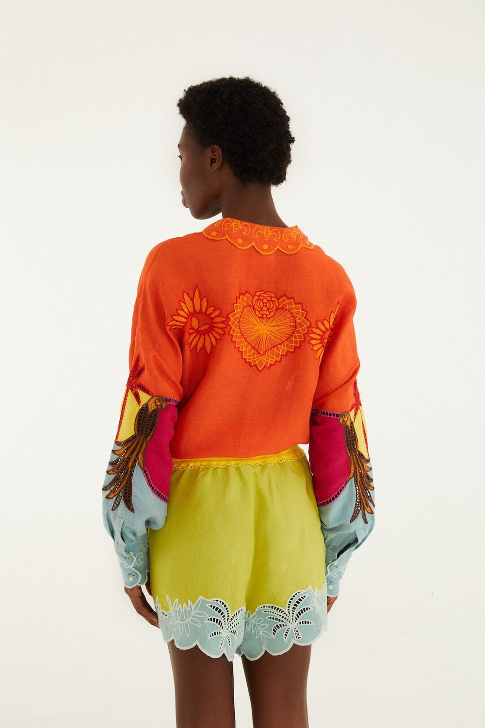 Multicolor Usiacuri Embroidered Lenzing Ecovero Euroflax Richelieu Shorts - FARM Rio USIACURI MULTICOLOR