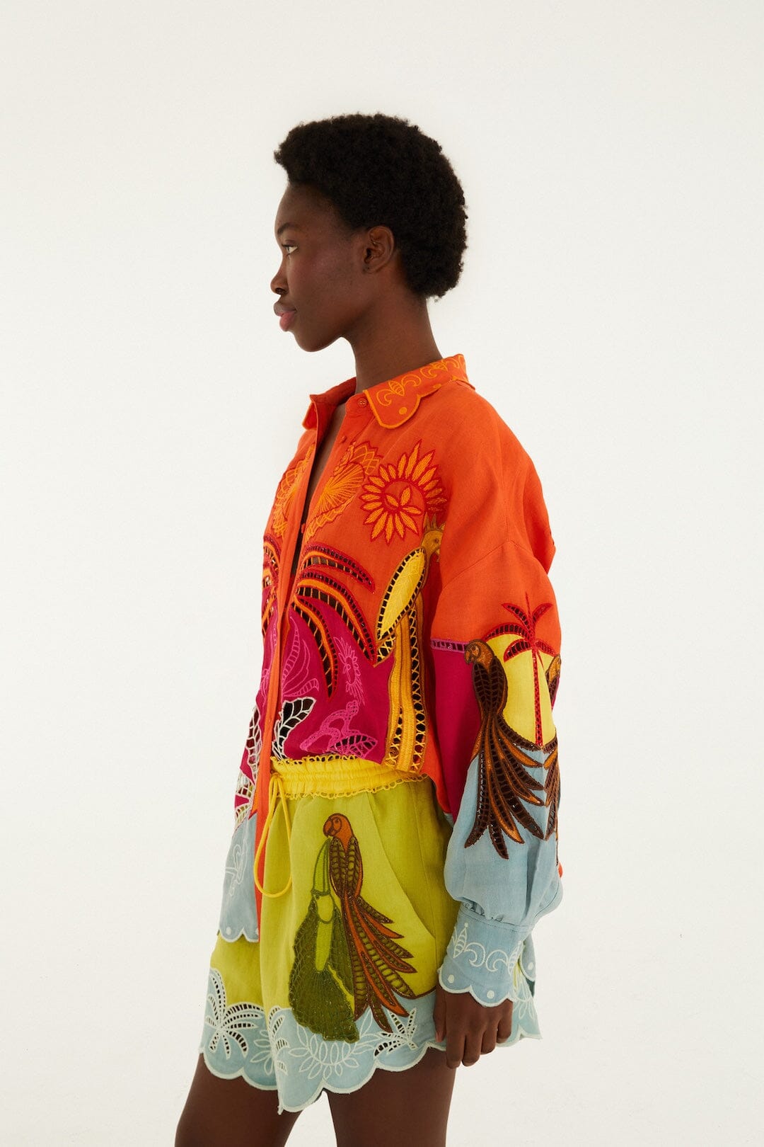 Multicolor Usiacuri Embroidered Lenzing Ecovero Euroflax Richelieu Shorts - FARM Rio USIACURI MULTICOLOR