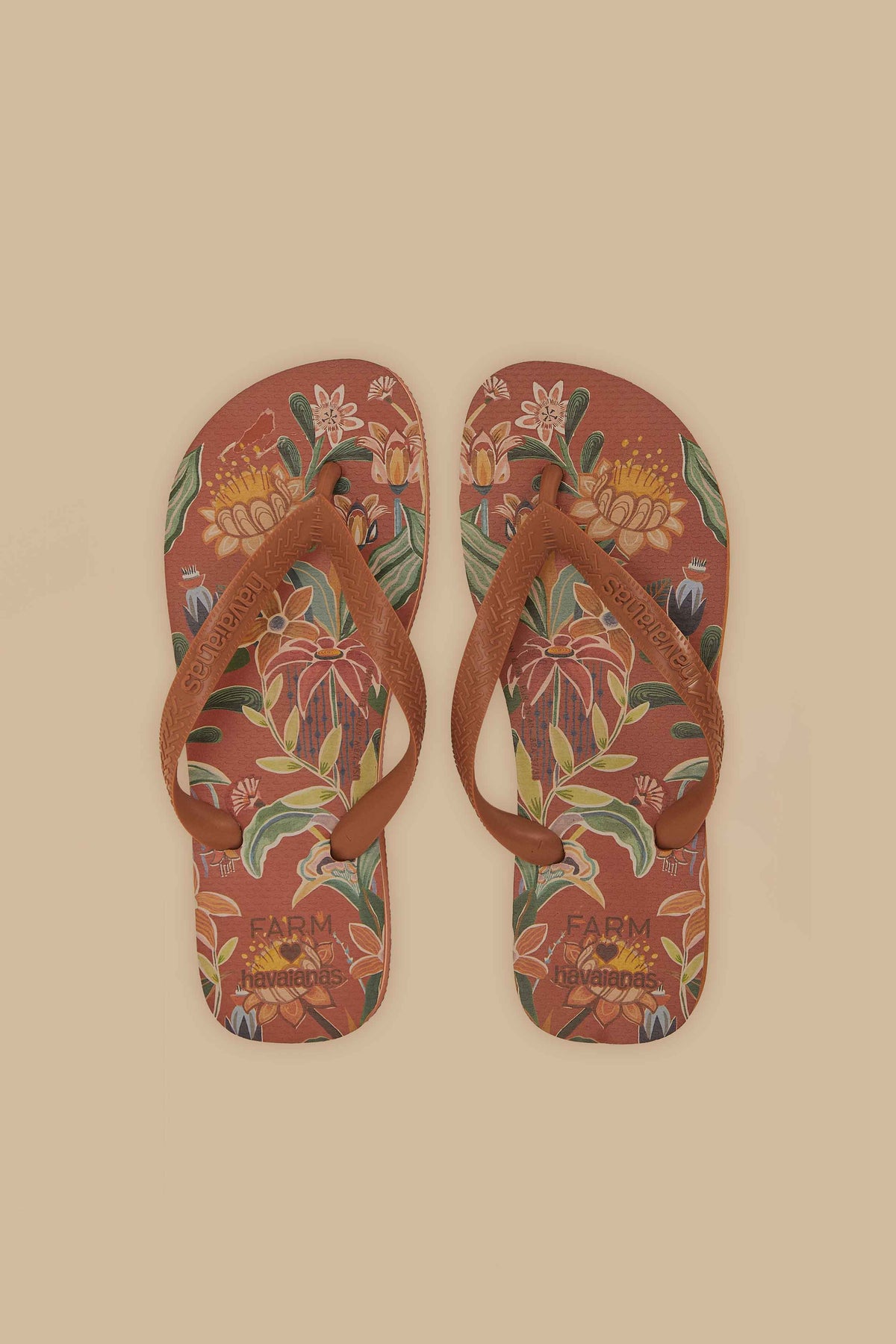 Delicate Flowers Havaianas - FARM Rio MULTI