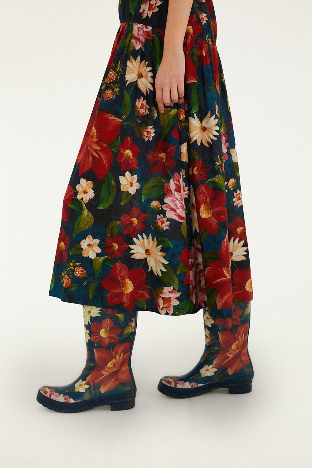 Wild Flower Wellingtons - FARM Rio WILD FLOWER NAVY BLUE